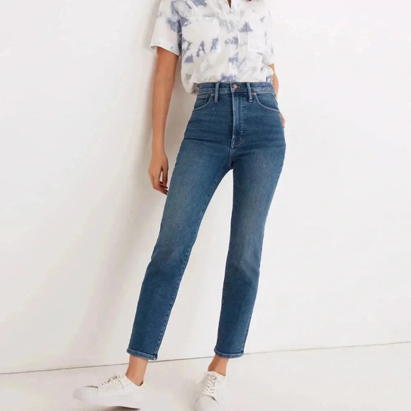 Women’s Madewell The Perfect Vintage Jean in Maplewood Wash High waist Mom Jeans - Picture 3 of 16